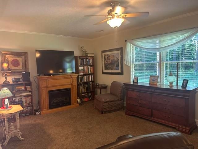 6147 Hughes Ln., Conway, SC 29526