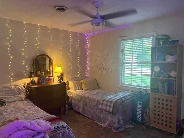 6147 Hughes Ln., Conway, SC 29526