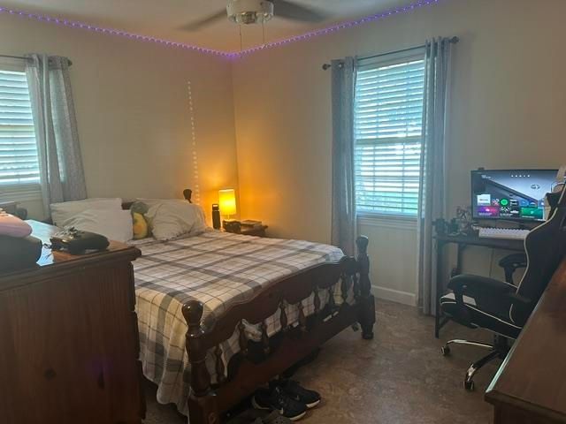 6147 Hughes Ln., Conway, SC 29526