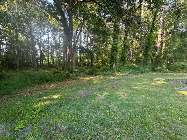 6147 Hughes Ln., Conway, SC 29526