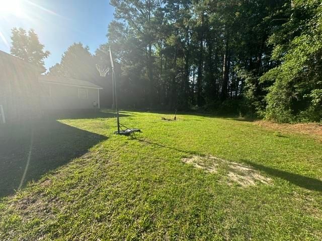 6147 Hughes Ln., Conway, SC 29526