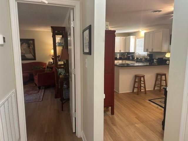 6147 Hughes Ln., Conway, SC 29526