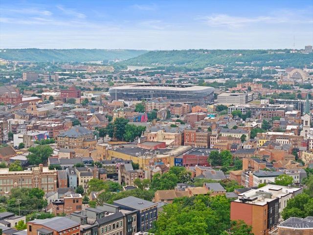 1861 Walker Street, Cincinnati, OH 45202