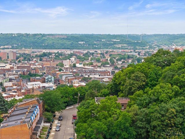 1861 Walker Street, Cincinnati, OH 45202