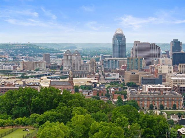 1861 Walker Street, Cincinnati, OH 45202