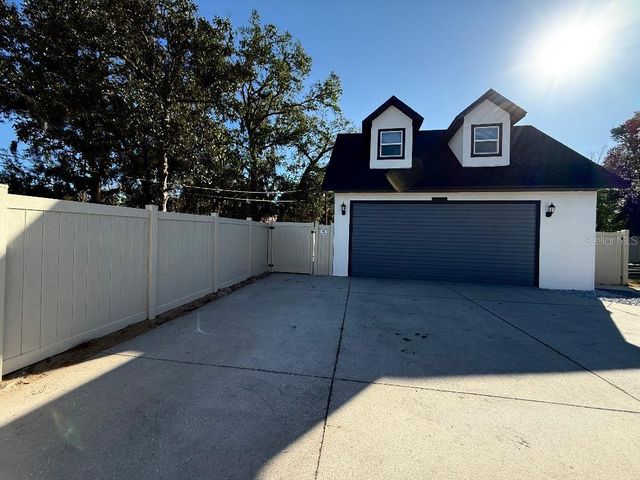 1183-B CHESTNUT STREET, Clermont, FL 34711