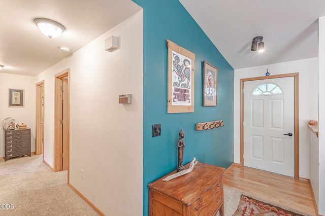 2653 NE Genet Court, Bend, OR 97701