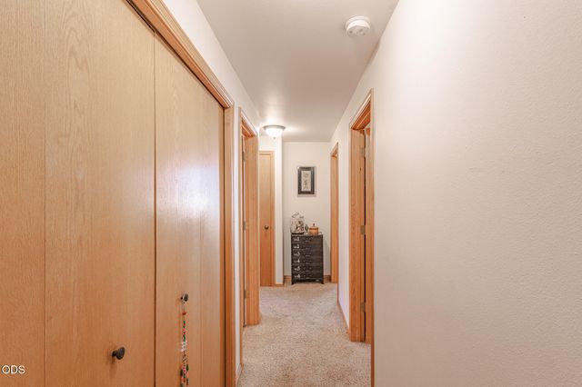 2653 NE Genet Court, Bend, OR 97701