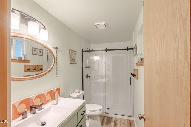 2653 NE Genet Court, Bend, OR 97701