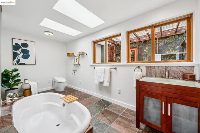 1321 Grizzly Peak Blvd, Berkeley, CA 94708