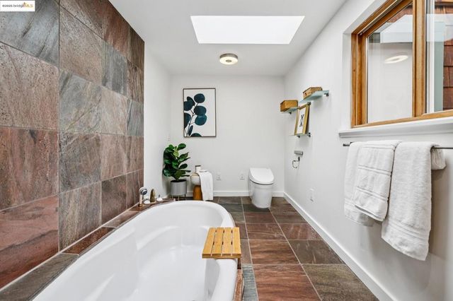 1321 Grizzly Peak Blvd, Berkeley, CA 94708