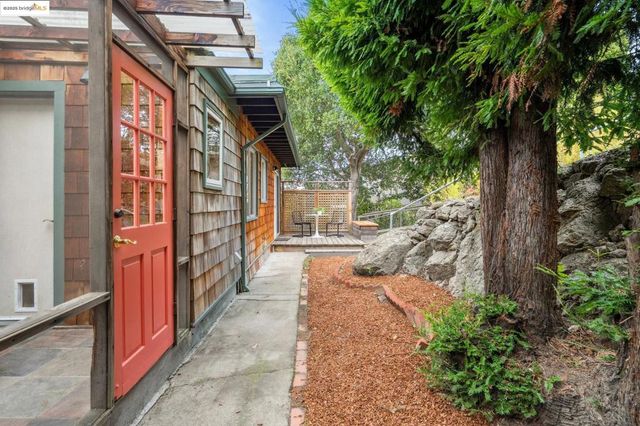 1321 Grizzly Peak Blvd, Berkeley, CA 94708