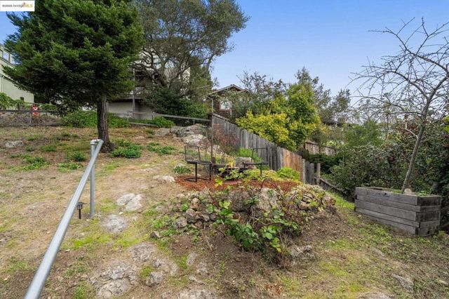 1321 Grizzly Peak Blvd, Berkeley, CA 94708