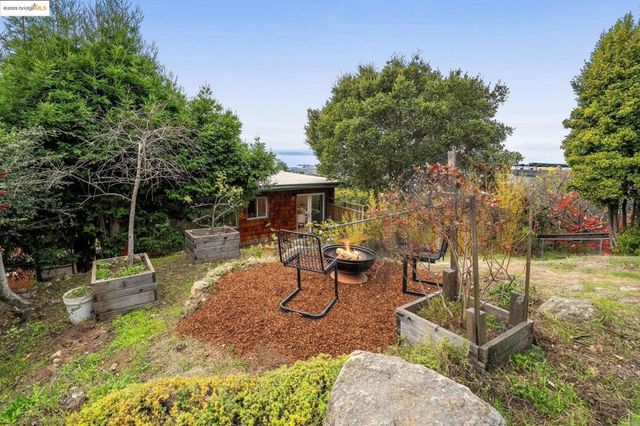 1321 Grizzly Peak Blvd, Berkeley, CA 94708