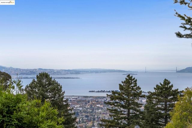 1321 Grizzly Peak Blvd, Berkeley, CA 94708