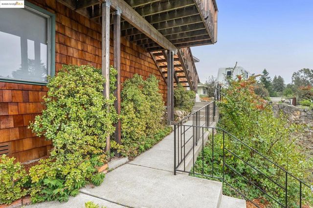 1321 Grizzly Peak Blvd, Berkeley, CA 94708