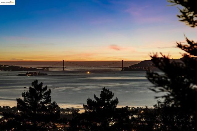 1321 Grizzly Peak Blvd, Berkeley, CA 94708