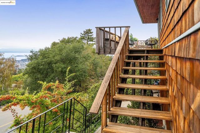 1321 Grizzly Peak Blvd, Berkeley, CA 94708