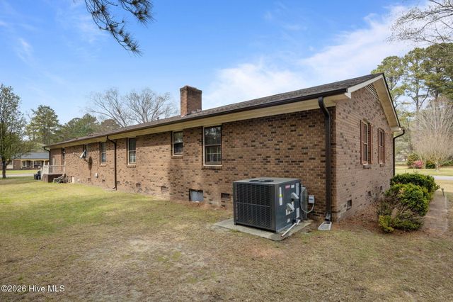 310 W 17th Street, Scotland Neck, NC 27874