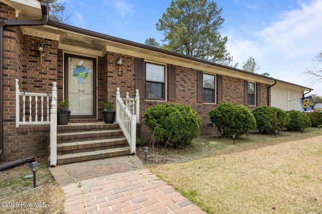 310 W 17th Street, Scotland Neck, NC 27874