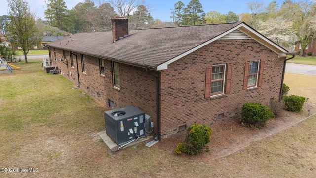 310 W 17th Street, Scotland Neck, NC 27874