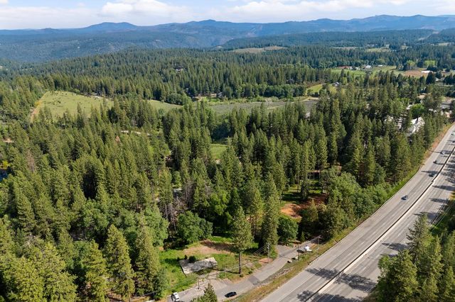 3435 Carson Rd, Camino, CA 95709