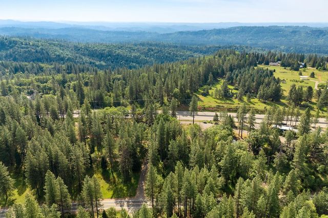 3435 Carson Rd, Camino, CA 95709