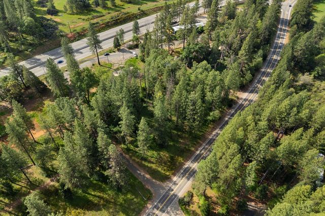 3435 Carson Rd, Camino, CA 95709