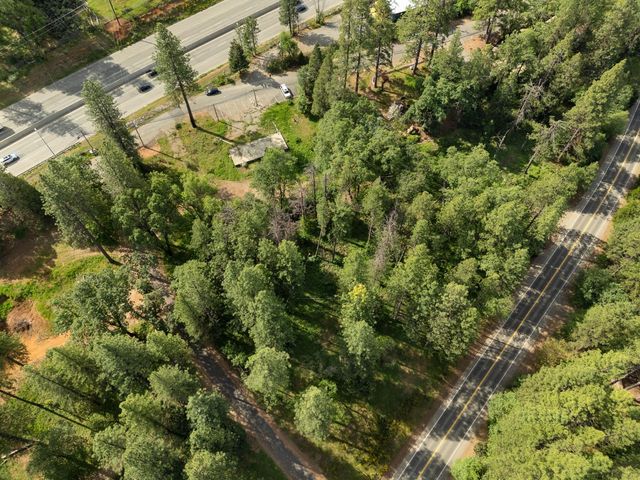 3435 Carson Rd, Camino, CA 95709