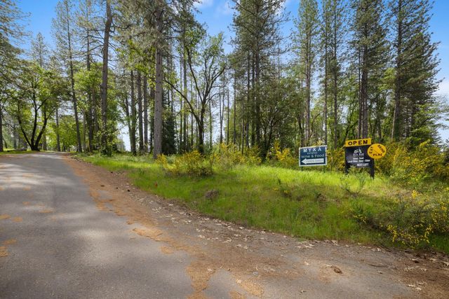 3435 Carson Rd, Camino, CA 95709