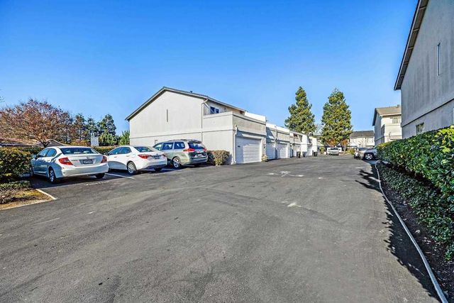 4055 Grama Ter, Fremont, CA 94536