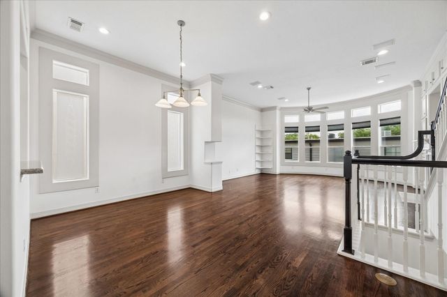 1515 Hyde Park Boulevard 32, Houston, TX 77006