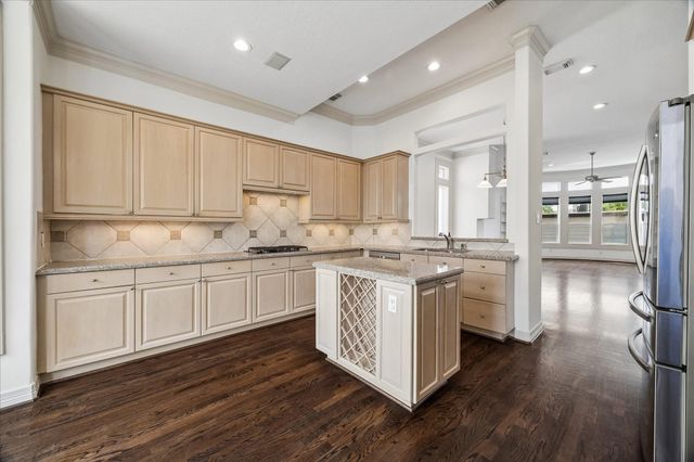 1515 Hyde Park Boulevard 32, Houston, TX 77006