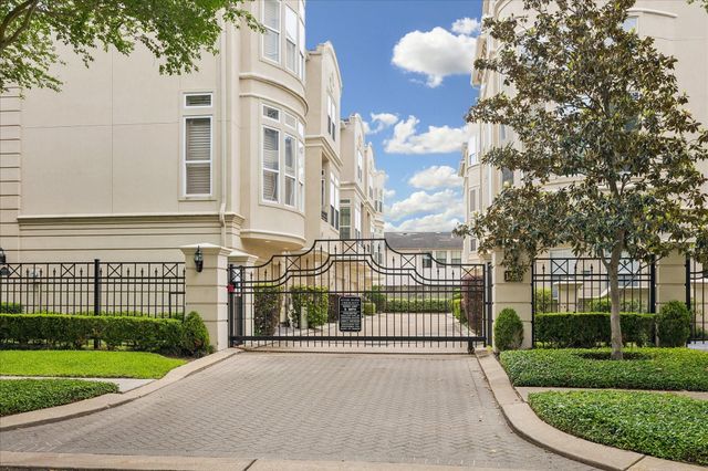 1515 Hyde Park Boulevard 32, Houston, TX 77006