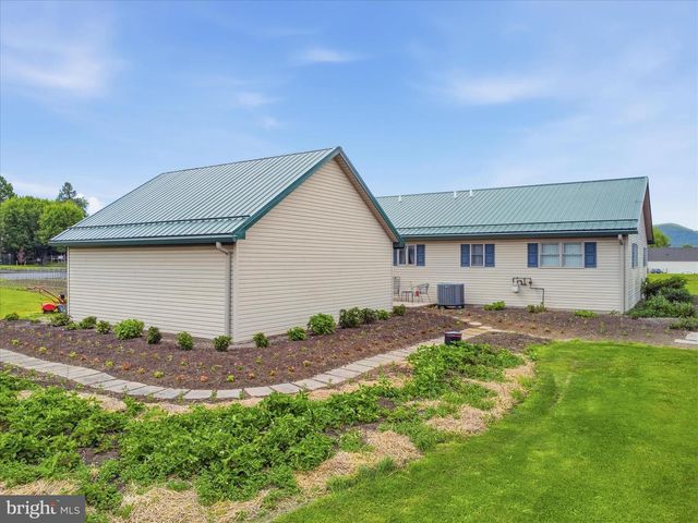 6150 LINCOLN WAY EAST E, Fayetteville, PA 17222