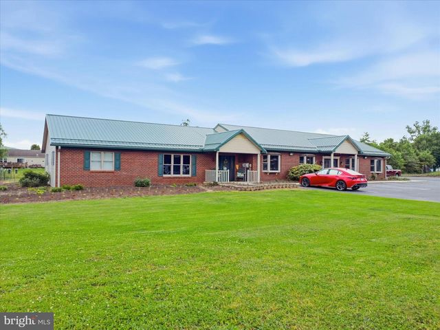 6150 LINCOLN WAY EAST E, Fayetteville, PA 17222