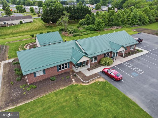 6150 LINCOLN WAY EAST E, Fayetteville, PA 17222