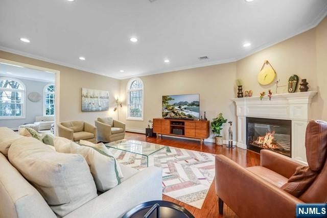 57 Merrifield Way, Cresskill, NJ 07626