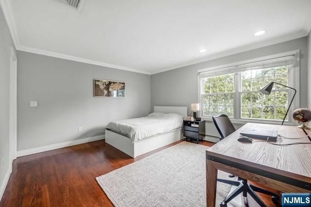 57 Merrifield Way, Cresskill, NJ 07626