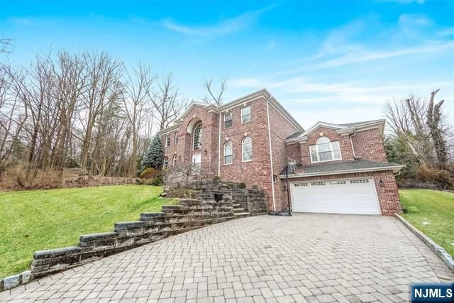 57 Merrifield Way, Cresskill, NJ 07626