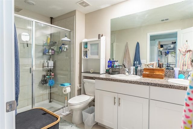 23265 WILLOW GLEN WAY, Lutz, FL 33549