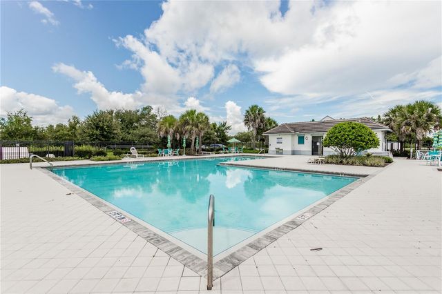 23265 WILLOW GLEN WAY, Lutz, FL 33549