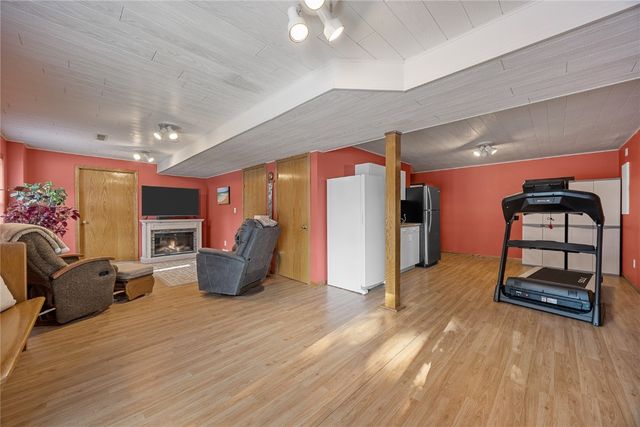 830 Elliott Court, Iowa City, IA 52246