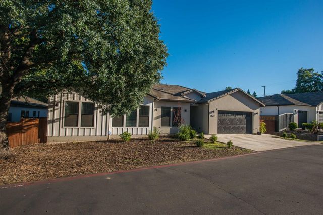 7810 Hutton Creek Ln, Fair Oaks, CA 95628