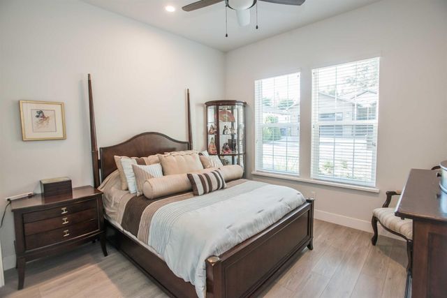 7810 Hutton Creek Ln, Fair Oaks, CA 95628