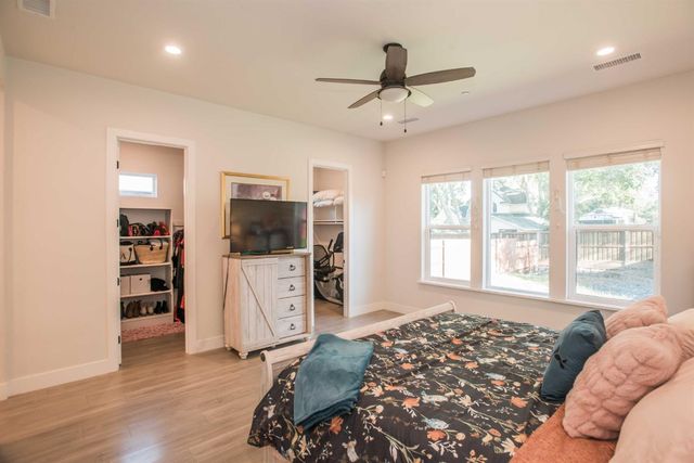 7810 Hutton Creek Ln, Fair Oaks, CA 95628