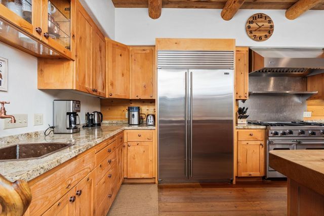 39553 Crest Point Lane, Shaver Lake, CA 93664