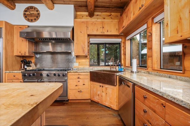 39553 Crest Point Lane, Shaver Lake, CA 93664