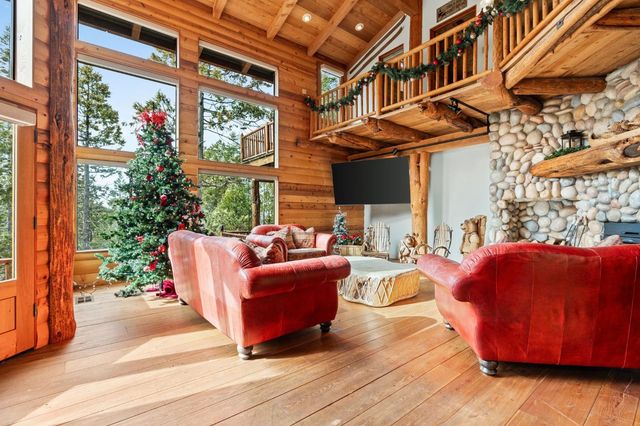 39553 Crest Point Lane, Shaver Lake, CA 93664