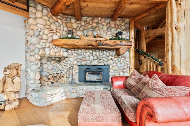 39553 Crest Point Lane, Shaver Lake, CA 93664